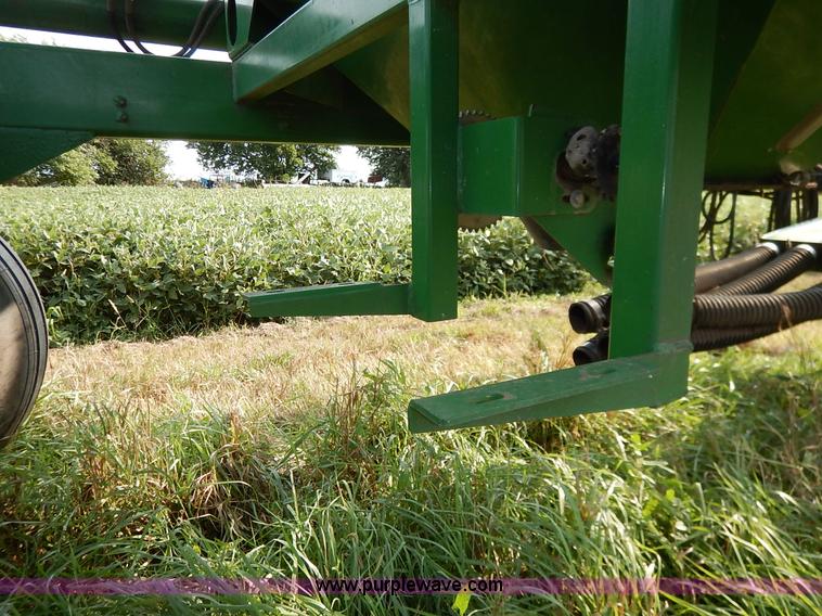 image for item J6434 Great Plains 1150 air seeder cart