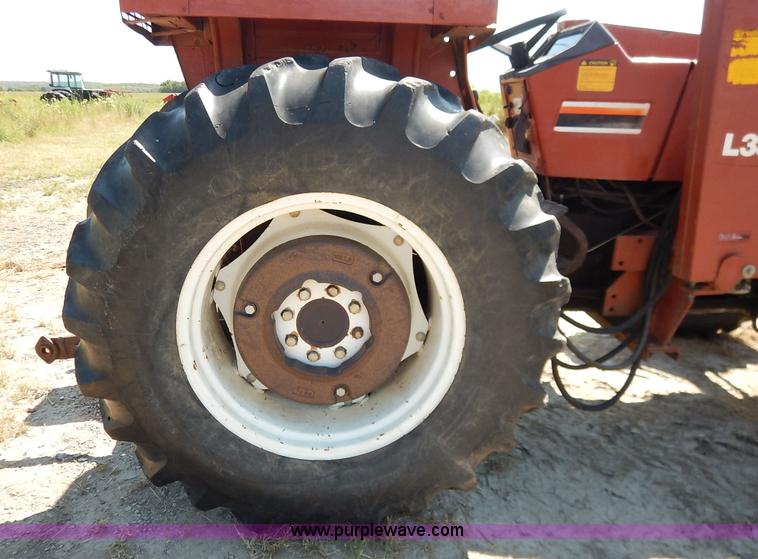 image for item J6470 Fiat Hesston DT60-66 MFWD tractor