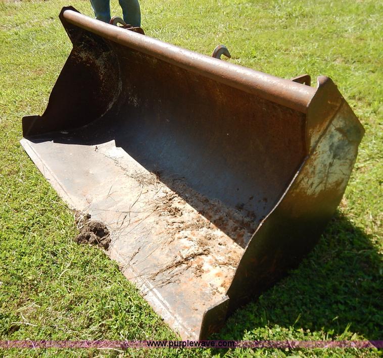 image for item J6470 Fiat Hesston DT60-66 MFWD tractor