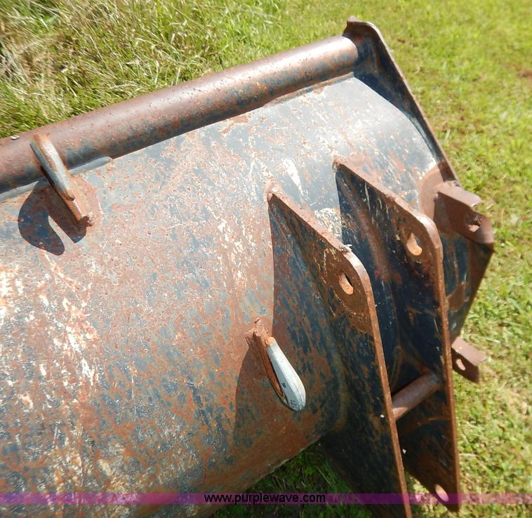 image for item J6470 Fiat Hesston DT60-66 MFWD tractor