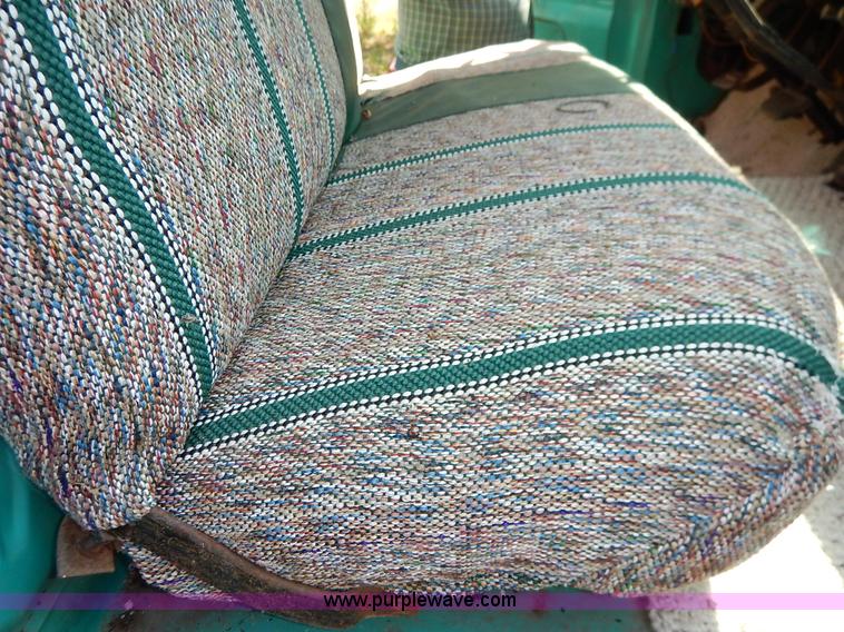 image for item J6472 1966 Ford F Series grain truck