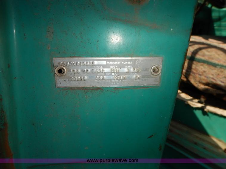 image for item J6472 1966 Ford F Series grain truck