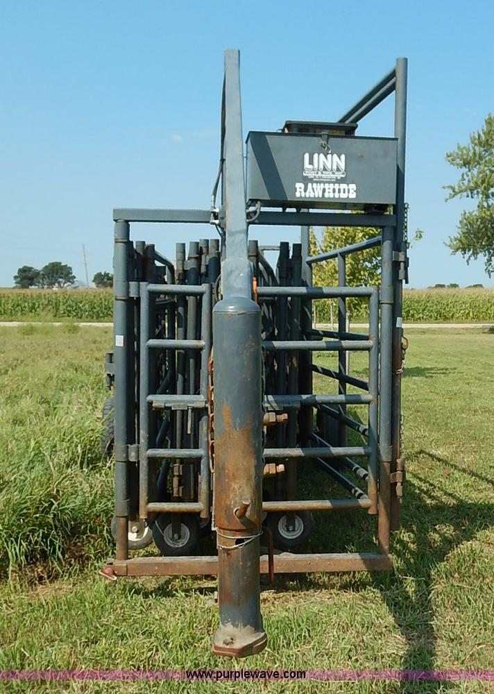 image for item J6473 Linn Rawhide gooseneck portable corral