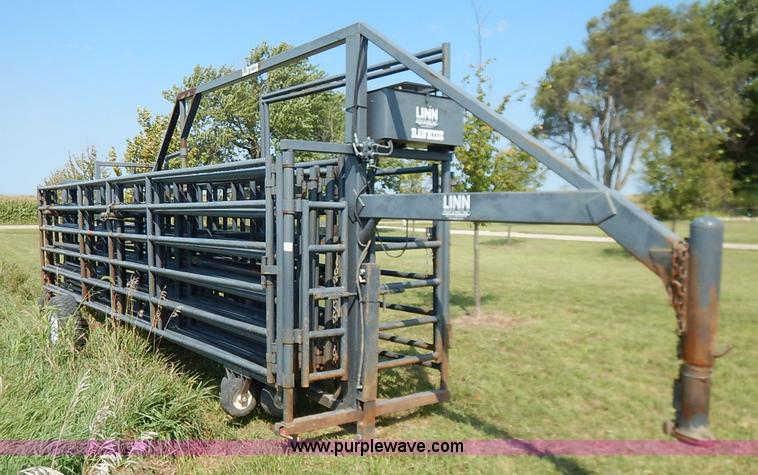 image for item J6473 Linn Rawhide gooseneck portable corral
