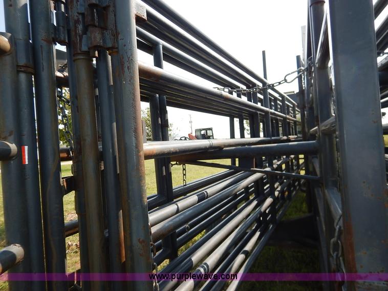 image for item J6473 Linn Rawhide gooseneck portable corral