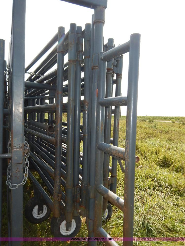 image for item J6473 Linn Rawhide gooseneck portable corral