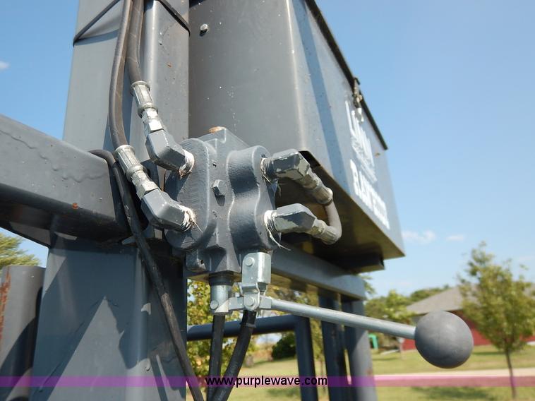 image for item J6473 Linn Rawhide gooseneck portable corral