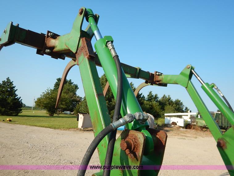 image for item J6475 1992 John Deere 3255 MFWD tractor