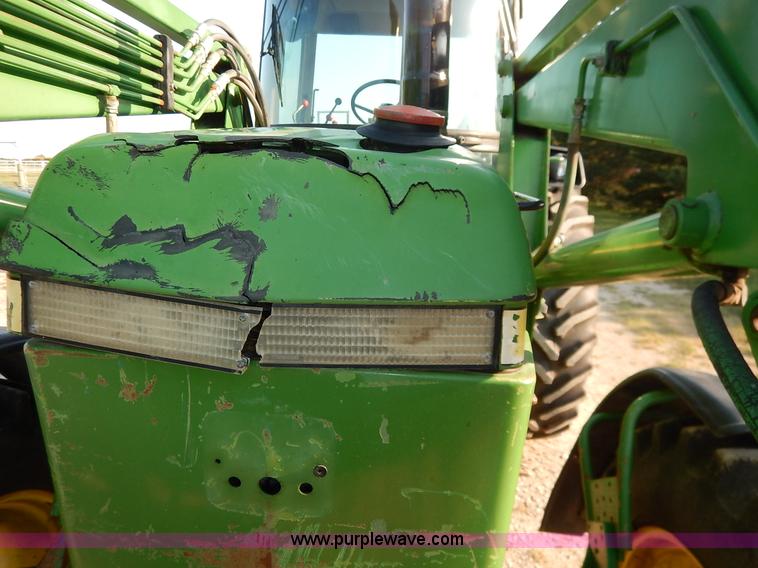 image for item J6475 1992 John Deere 3255 MFWD tractor