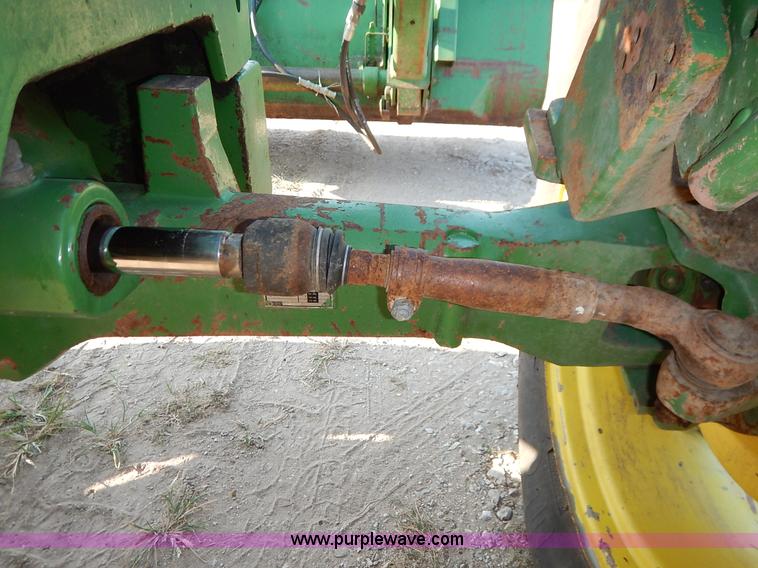 image for item J6475 1992 John Deere 3255 MFWD tractor