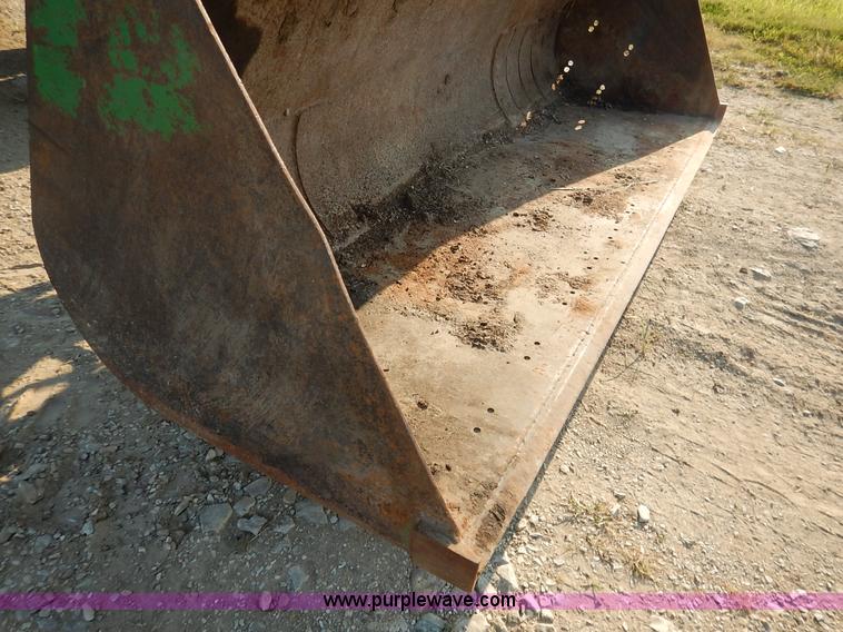 image for item J6475 1992 John Deere 3255 MFWD tractor