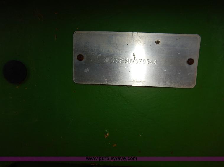 image for item J6475 1992 John Deere 3255 MFWD tractor