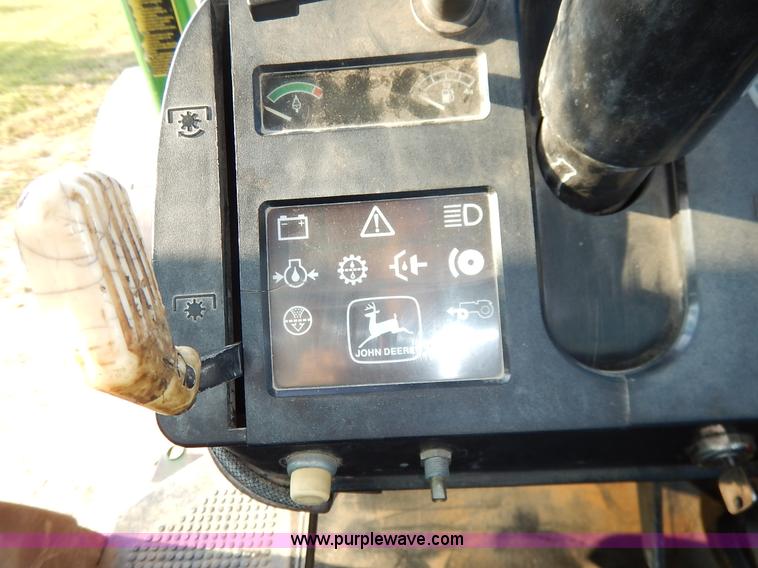 image for item J6475 1992 John Deere 3255 MFWD tractor