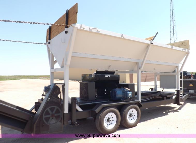 image for item J6999 Automatic Equipment roller mill