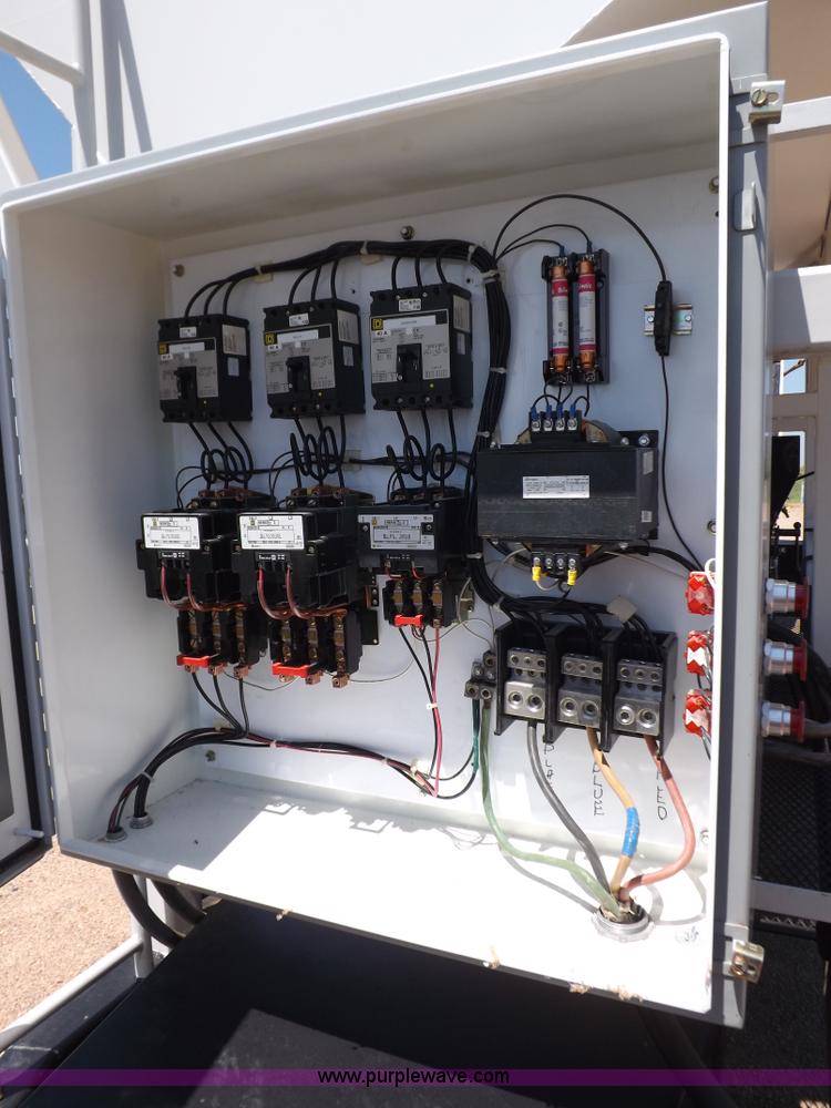 image for item J6999 Automatic Equipment roller mill