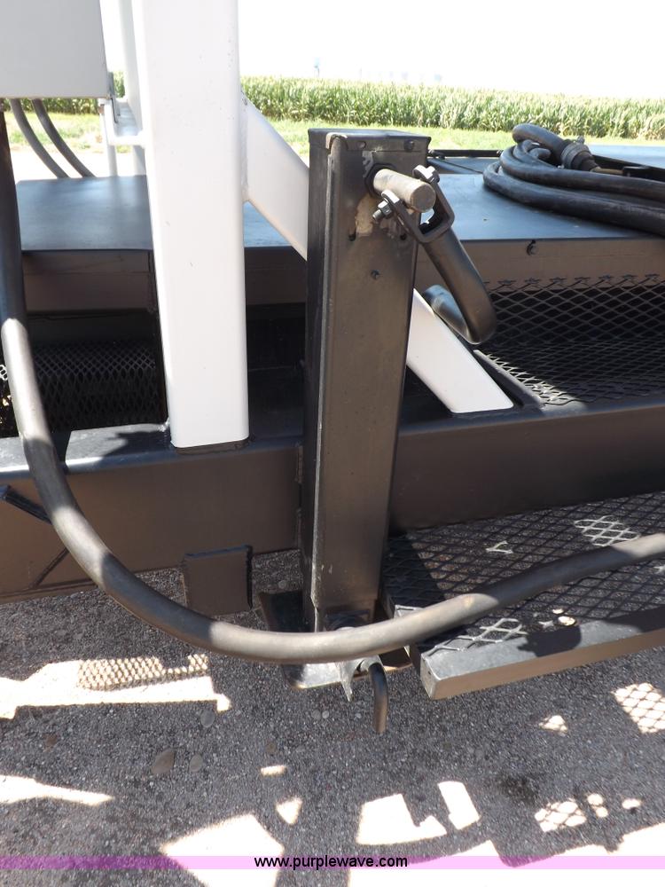 image for item J6999 Automatic Equipment roller mill