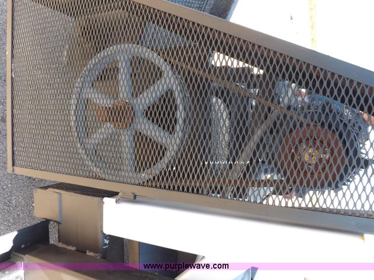 image for item J6999 Automatic Equipment roller mill