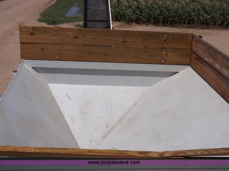 image for item J6999 Automatic Equipment roller mill