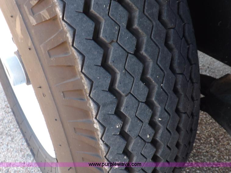 image for item J6999 Automatic Equipment roller mill