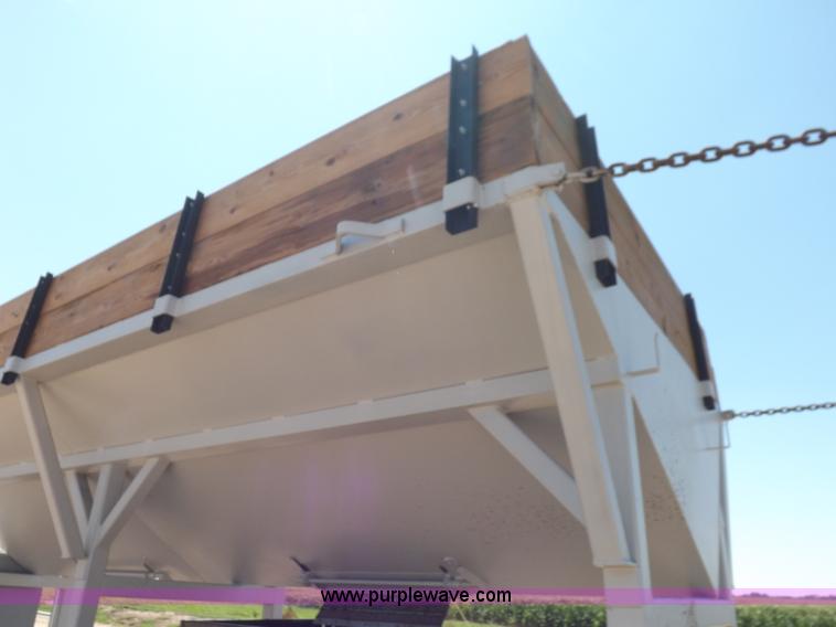 image for item J6999 Automatic Equipment roller mill