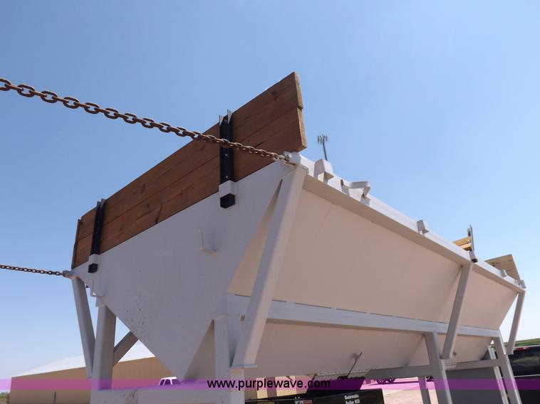 image for item J6999 Automatic Equipment roller mill