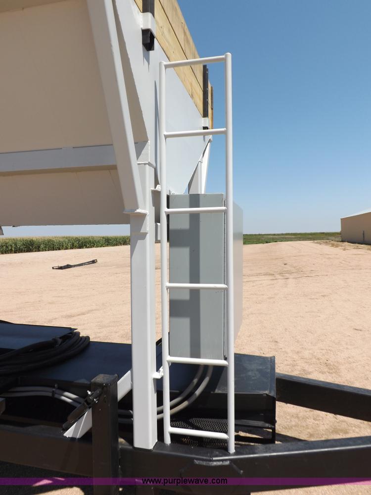 image for item J6999 Automatic Equipment roller mill