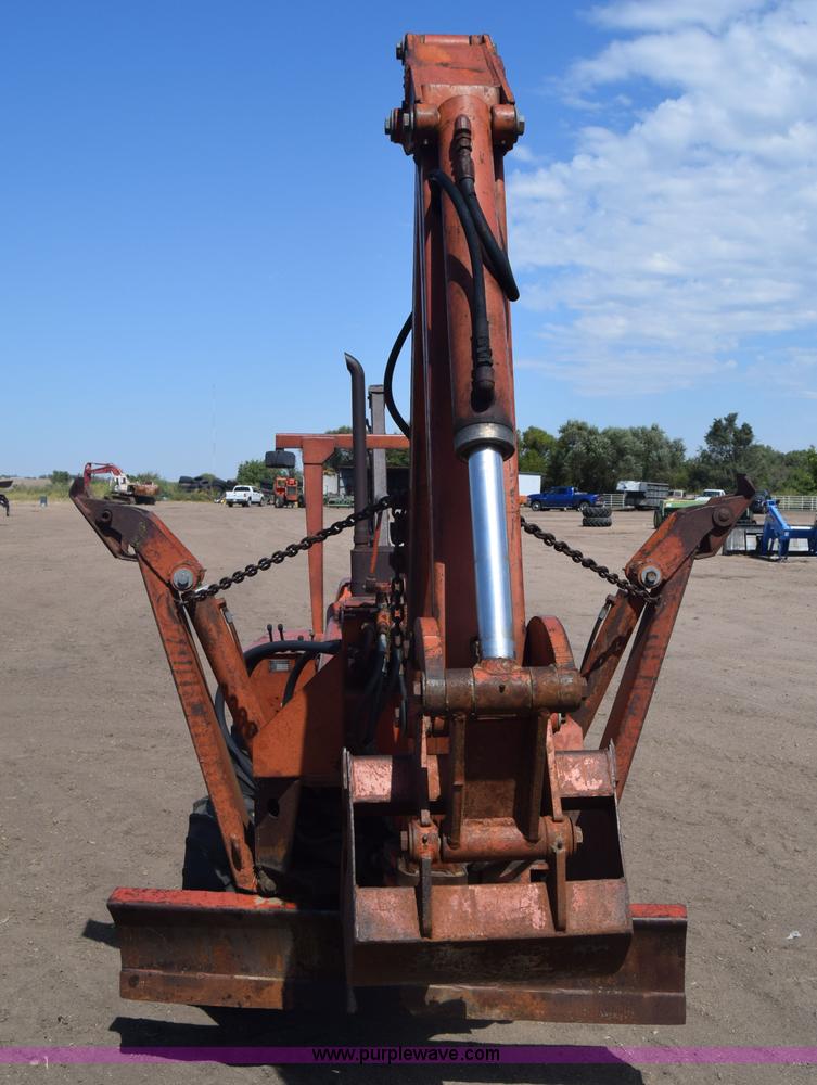 image for item J8103 Ditch Witch R40 trencher