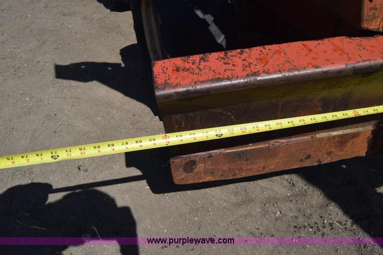 image for item J8103 Ditch Witch R40 trencher