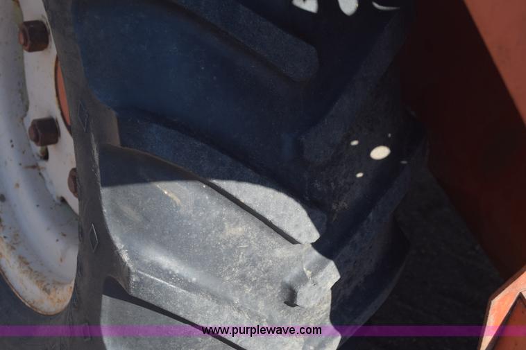 image for item J8103 Ditch Witch R40 trencher