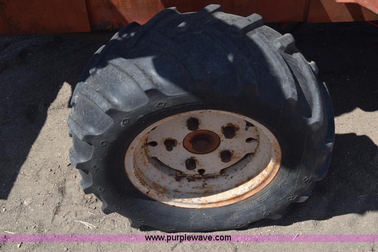 image for item J8103 Ditch Witch R40 trencher