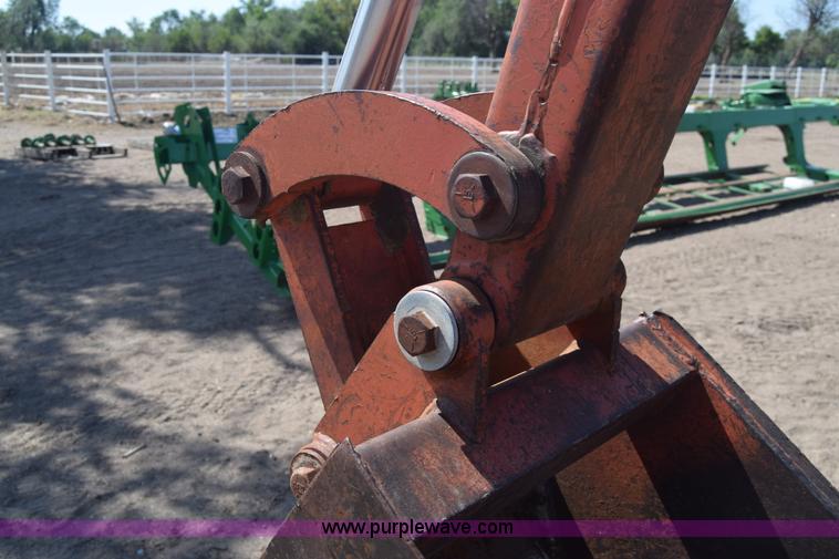 image for item J8103 Ditch Witch R40 trencher