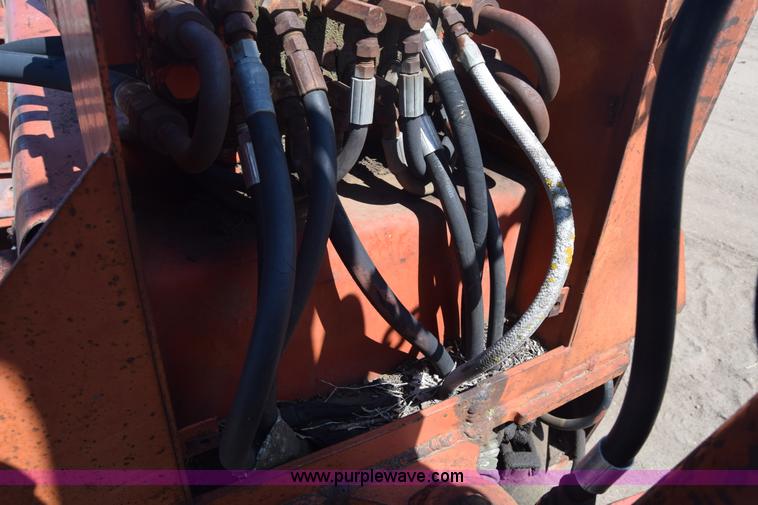 image for item J8103 Ditch Witch R40 trencher