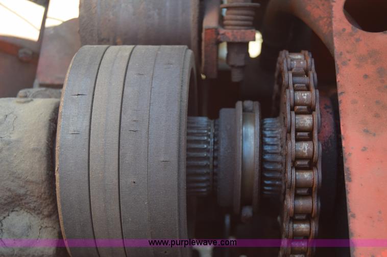 image for item J8103 Ditch Witch R40 trencher