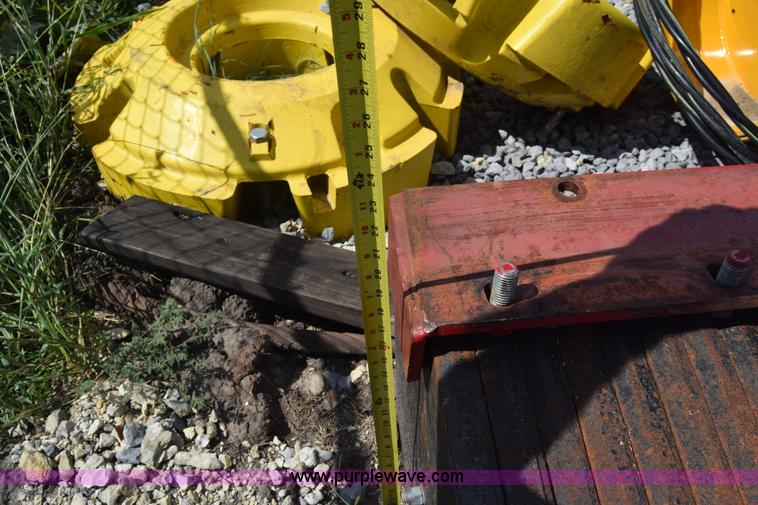 image for item J8183 (25) suitcase weights