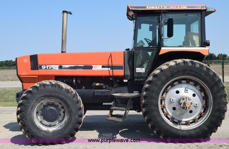 image for item J8197 1991 Deutz Allis 9170 4WD tractor