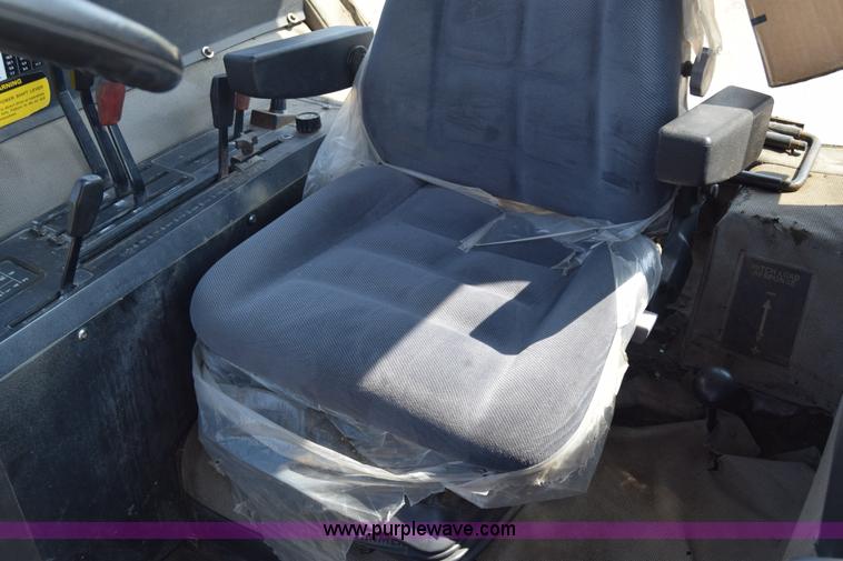 image for item J8197 1991 Deutz Allis 9170 4WD tractor