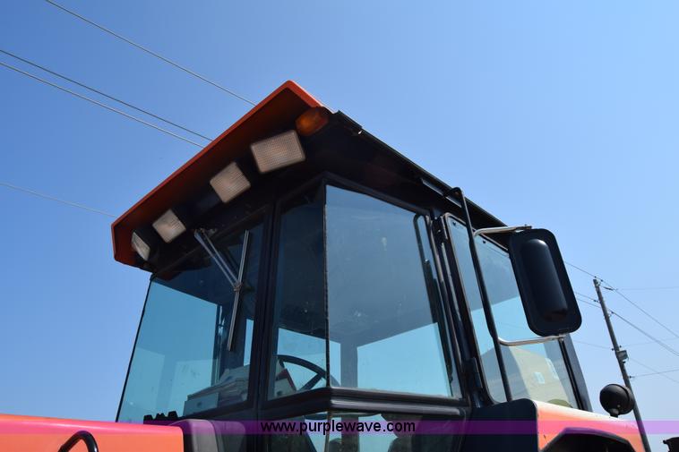 image for item J8197 1991 Deutz Allis 9170 4WD tractor