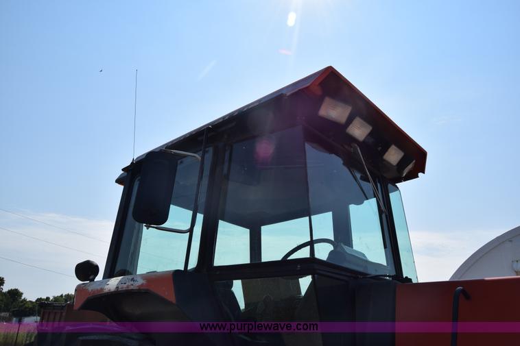 image for item J8197 1991 Deutz Allis 9170 4WD tractor