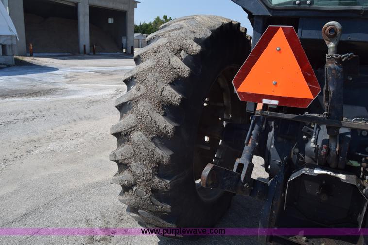 image for item J8197 1991 Deutz Allis 9170 4WD tractor