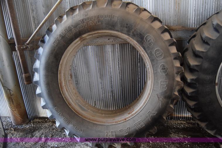 image for item J8197 1991 Deutz Allis 9170 4WD tractor