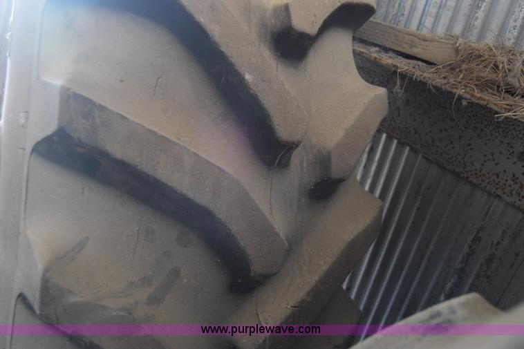 image for item J8197 1991 Deutz Allis 9170 4WD tractor