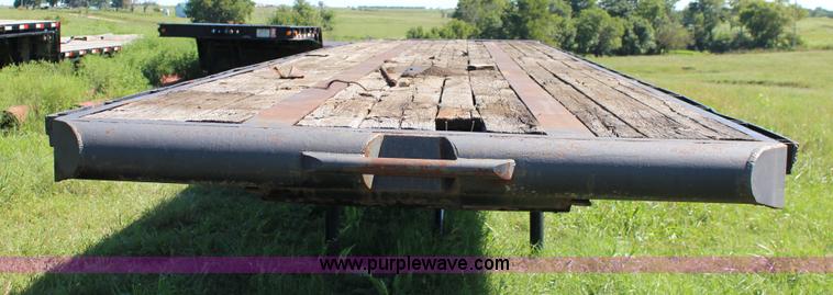 image for item K1104 1968 Float flatbed trailer