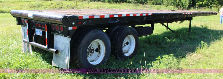 image for item K1104 1968 Float flatbed trailer