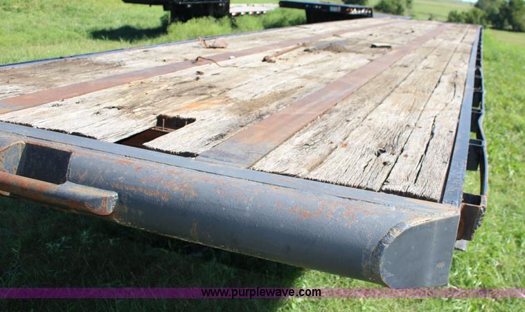 image for item K1104 1968 Float flatbed trailer