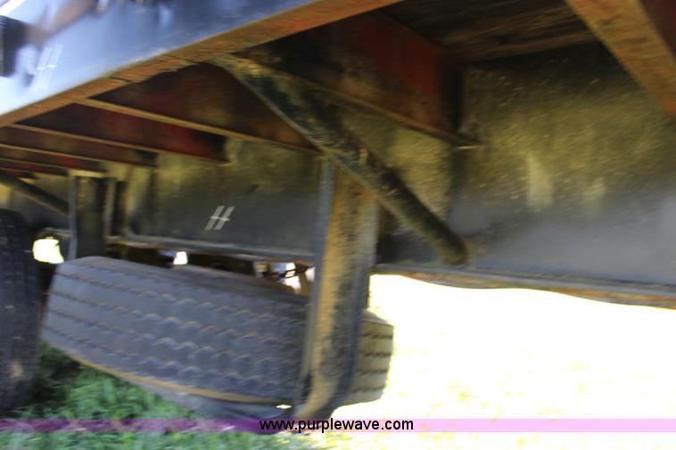 image for item K1104 1968 Float flatbed trailer