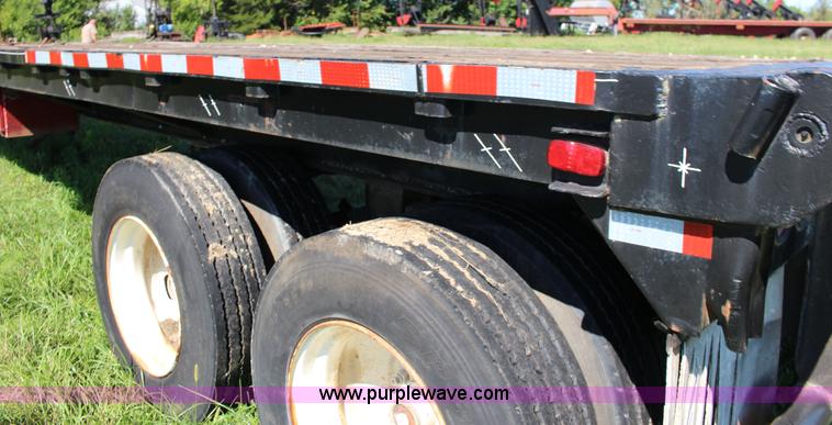 image for item K1104 1968 Float flatbed trailer