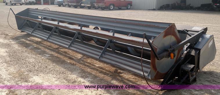 image for item K1138 Gleaner 400 head