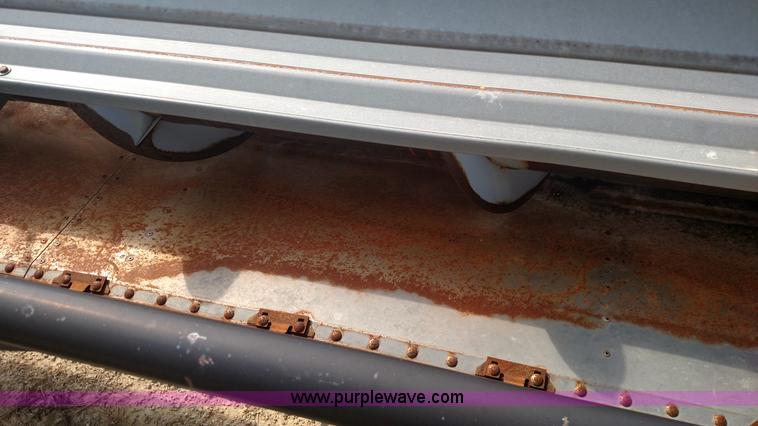 image for item K1138 Gleaner 400 head