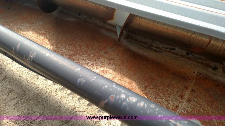 image for item K1138 Gleaner 400 head