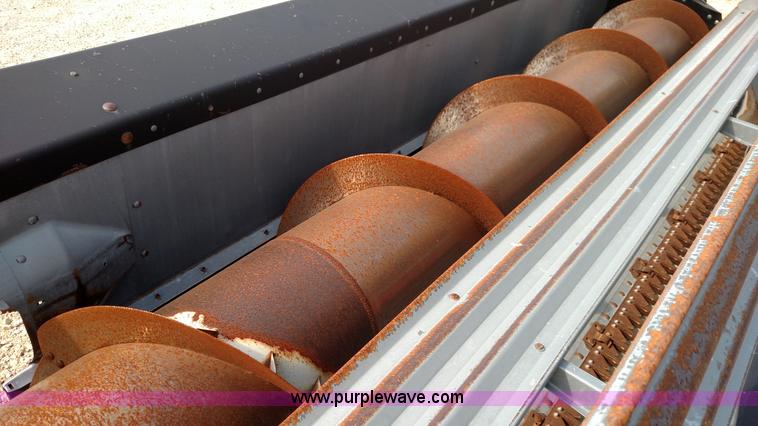 image for item K1138 Gleaner 400 head